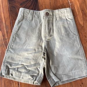 Oshkosh - khaki dress shorts size 4 with adjustable waist
